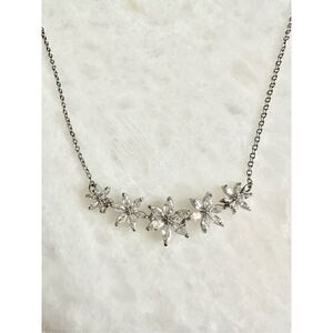Cubic zirconia flower necklace stainless steel